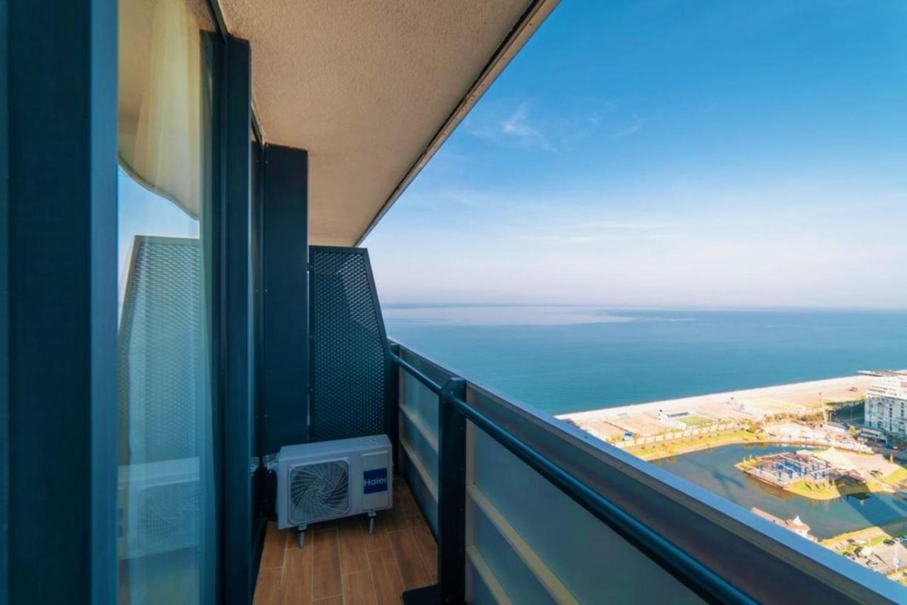 Batumi Beach Side&Sea View Aparthotel Exterior foto
