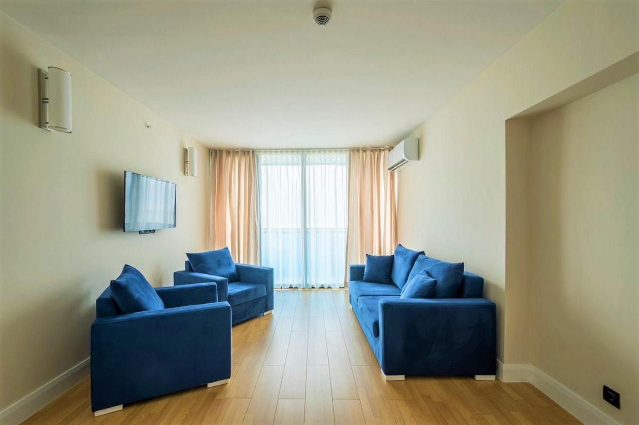 Batumi Beach Side&Sea View Aparthotel Exterior foto